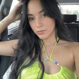 Heyyy Anabel para servirle y hacerlo sentir como un rey tengo muy buen servicio para usted