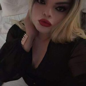 Hello my loves, I’m here visiting, my name is Paulina. Just for people, if you want a massage and have a good time, you can text me or call me. I speak English and Spanish.