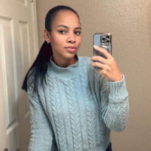 chica caliente joven dulce