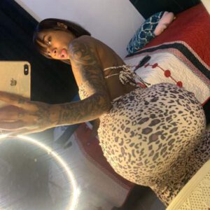 Hi, my name is Arlin, I’m 24 years old. If you want sex, call me.