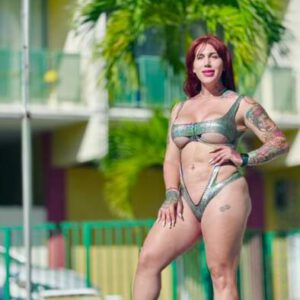 Gugosapop Transexual Visiting Doral