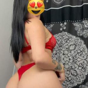 Soy una chica pasiva y esbelta bajita ven a conocerme y te vas a quedar aqui comigo, no hago videollamadas ven y disfruta de esta belleza💋💋